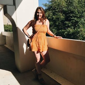 Meet your Posher, Lauren